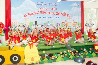 BÉ VỚI AN TOÀN GIAO THÔNG